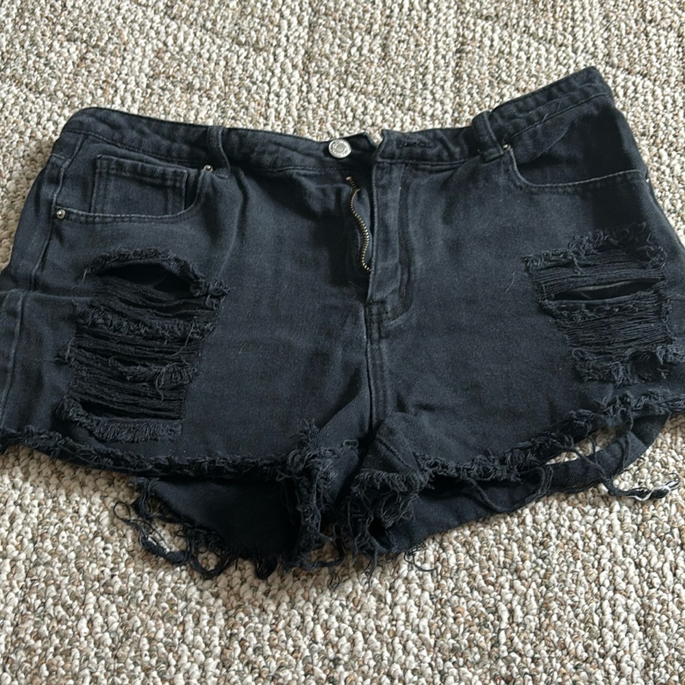 Shein black short shorts